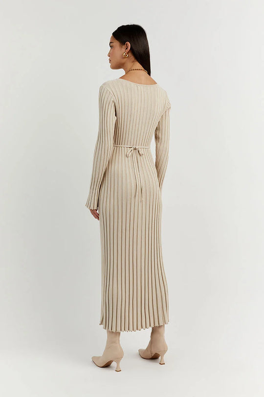 Yasmin Knit midi Dress with V-neck and Sleeves